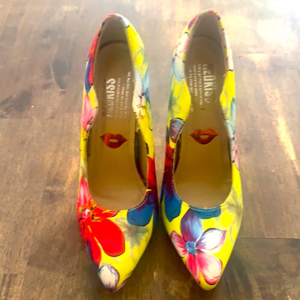 Redkiss Floral Pumps